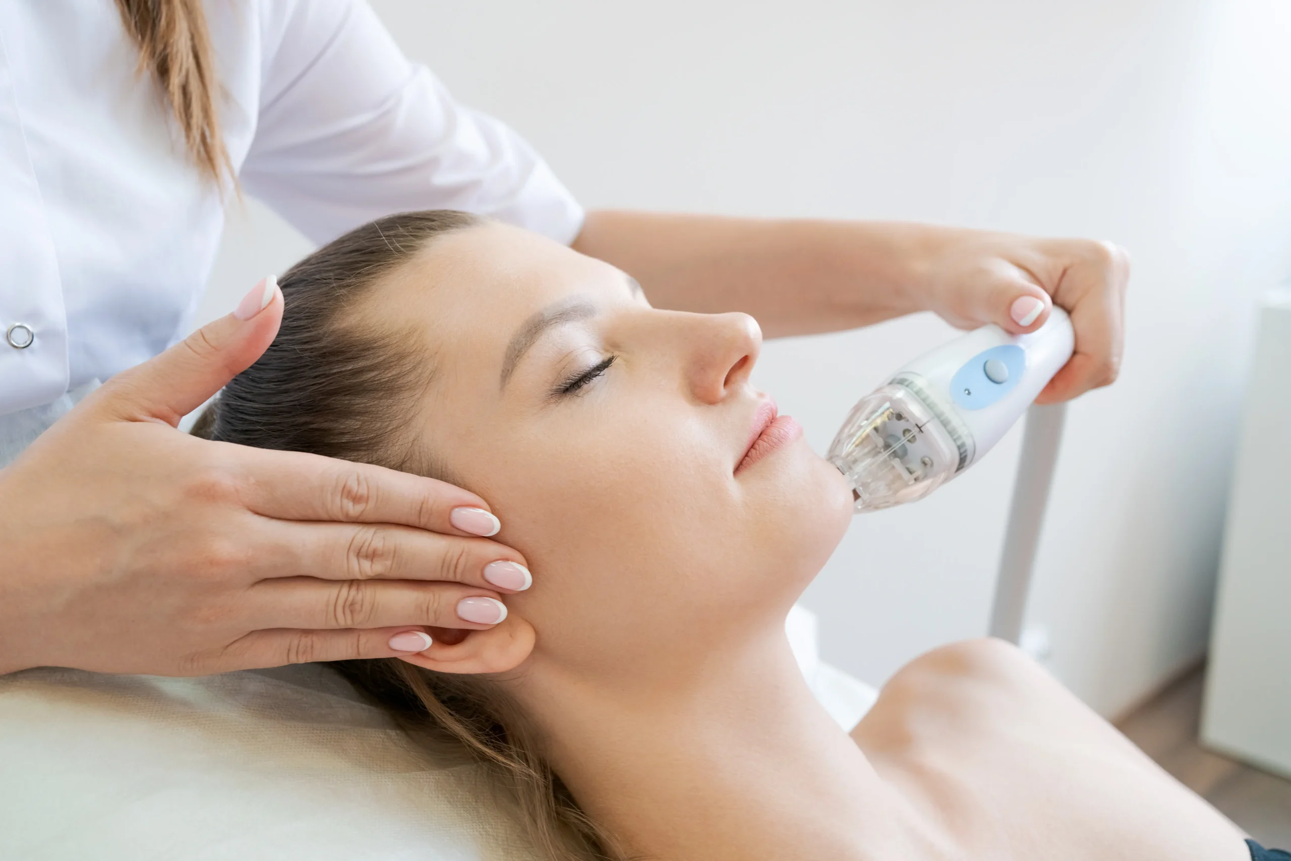 Best Laser for Glow Clinic Malad