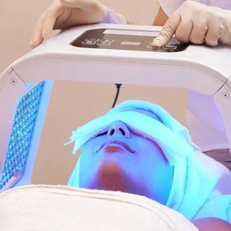 LED Light Therapy in Malad, Mumbai